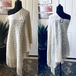 NWT Bebe shawl BEAUTIFUL!!!!